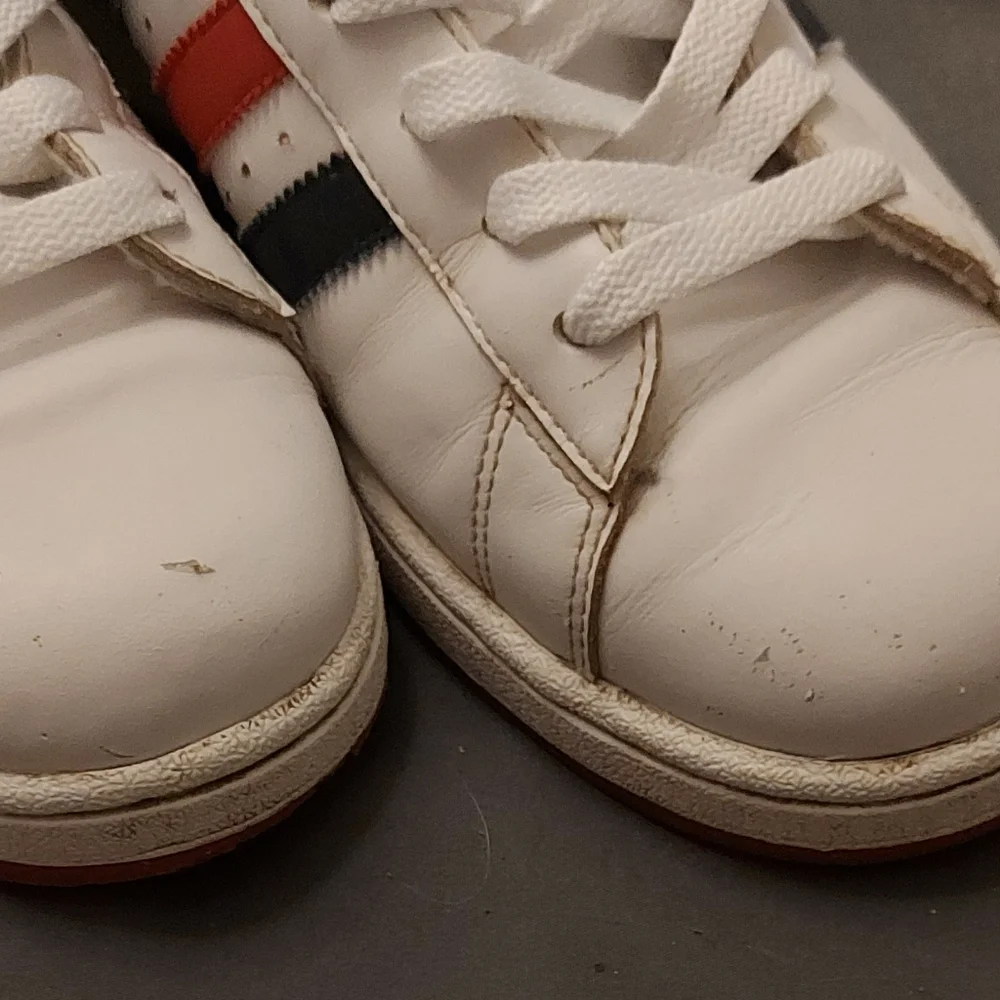Vintage Adidas Campus Sneakers - Picture 4 of 7